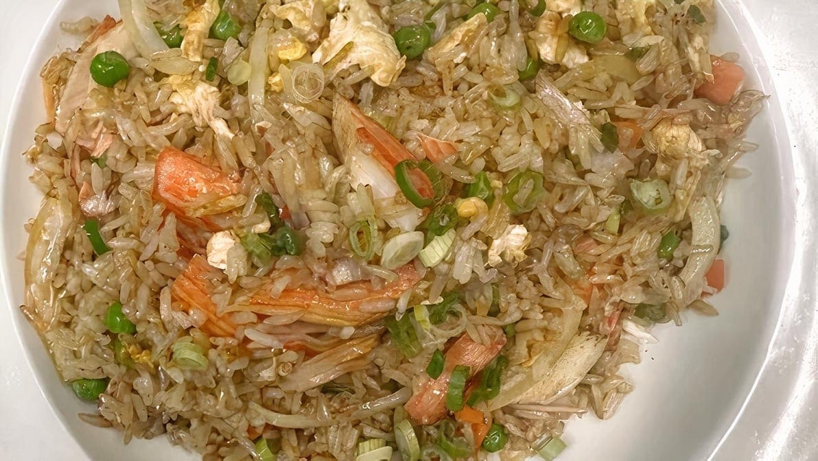 F6. Crab Stick Fried Rice.