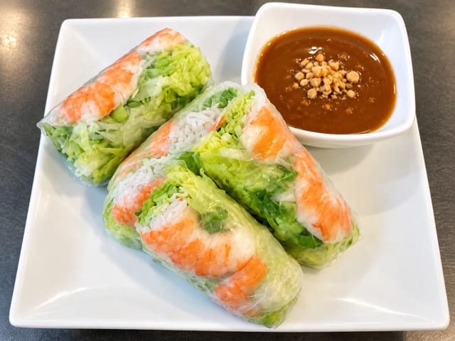 A3. Fresh Summer Rolls.