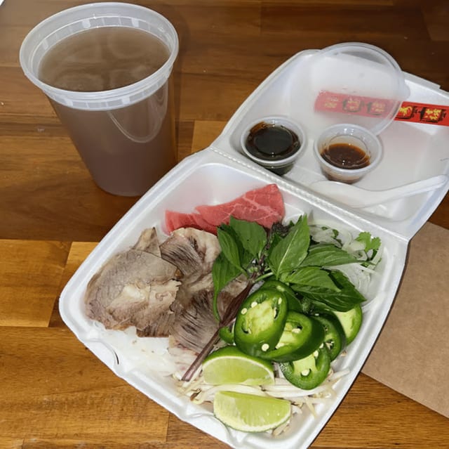 P3. Rare Steak & Brisket.